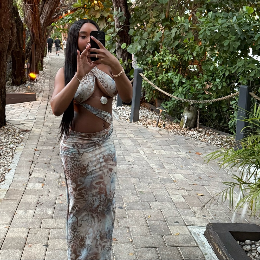 Jiamie Maxi Dress Alaska